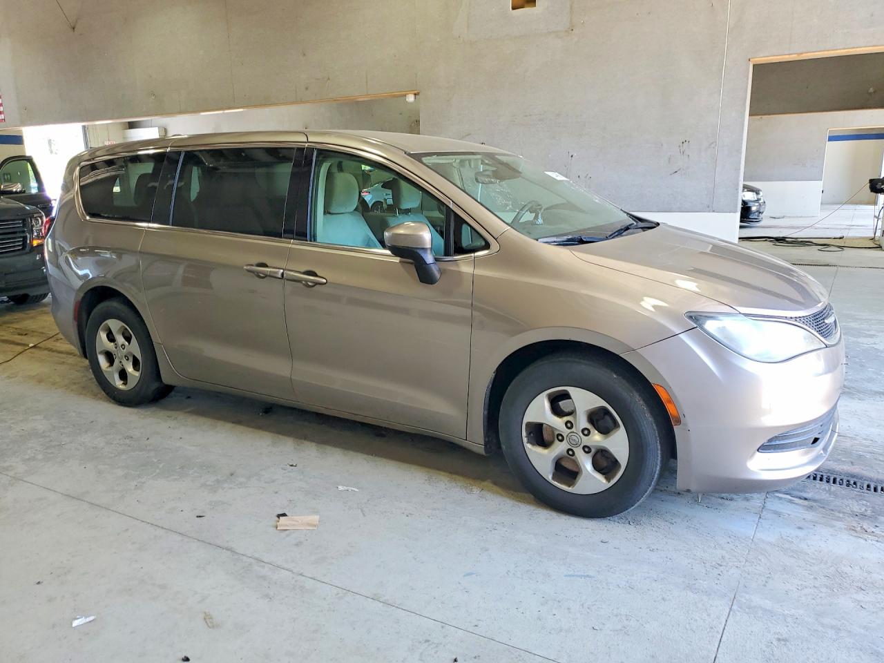 CHRYSLER PACIFICA