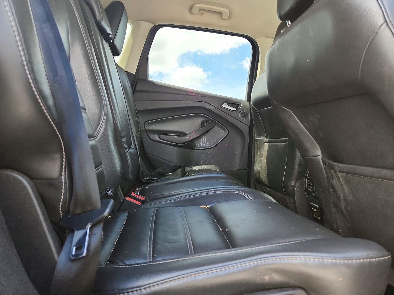 FORD ESCAPE