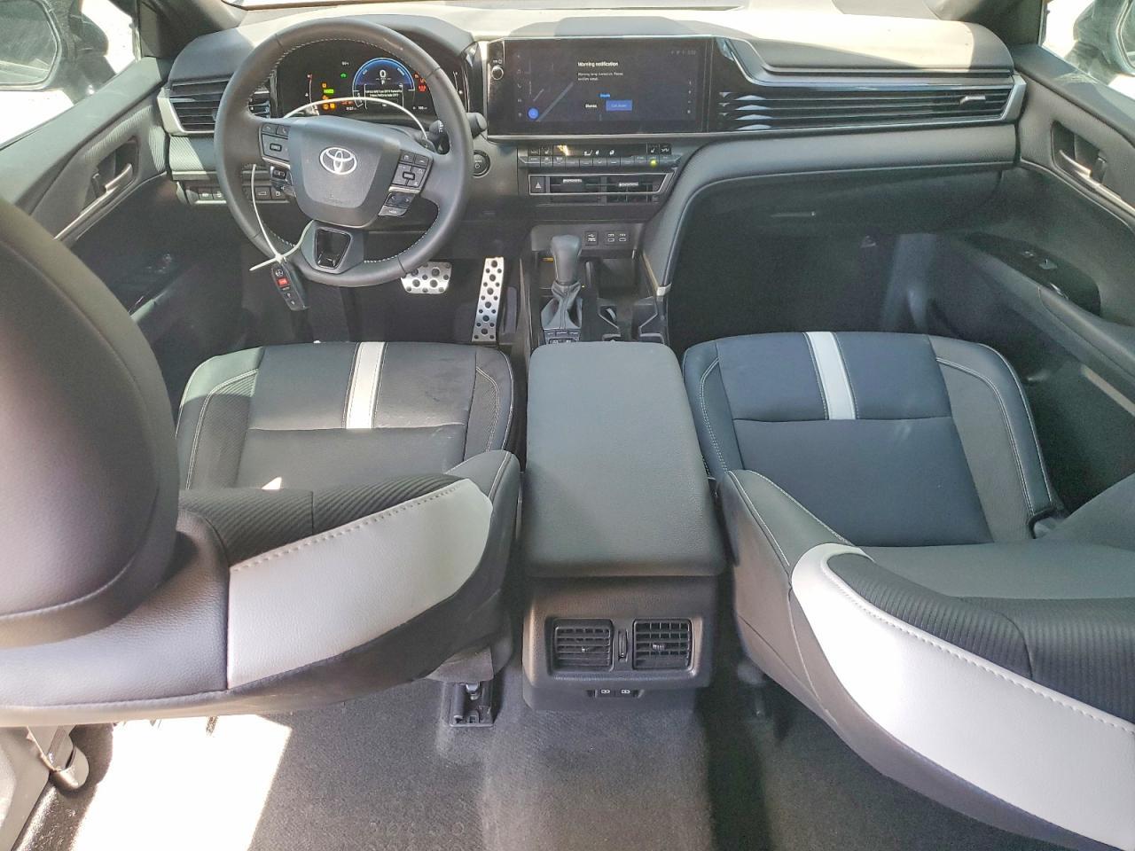 2025 TOYOTA CAMRY HYBRID — фото 8