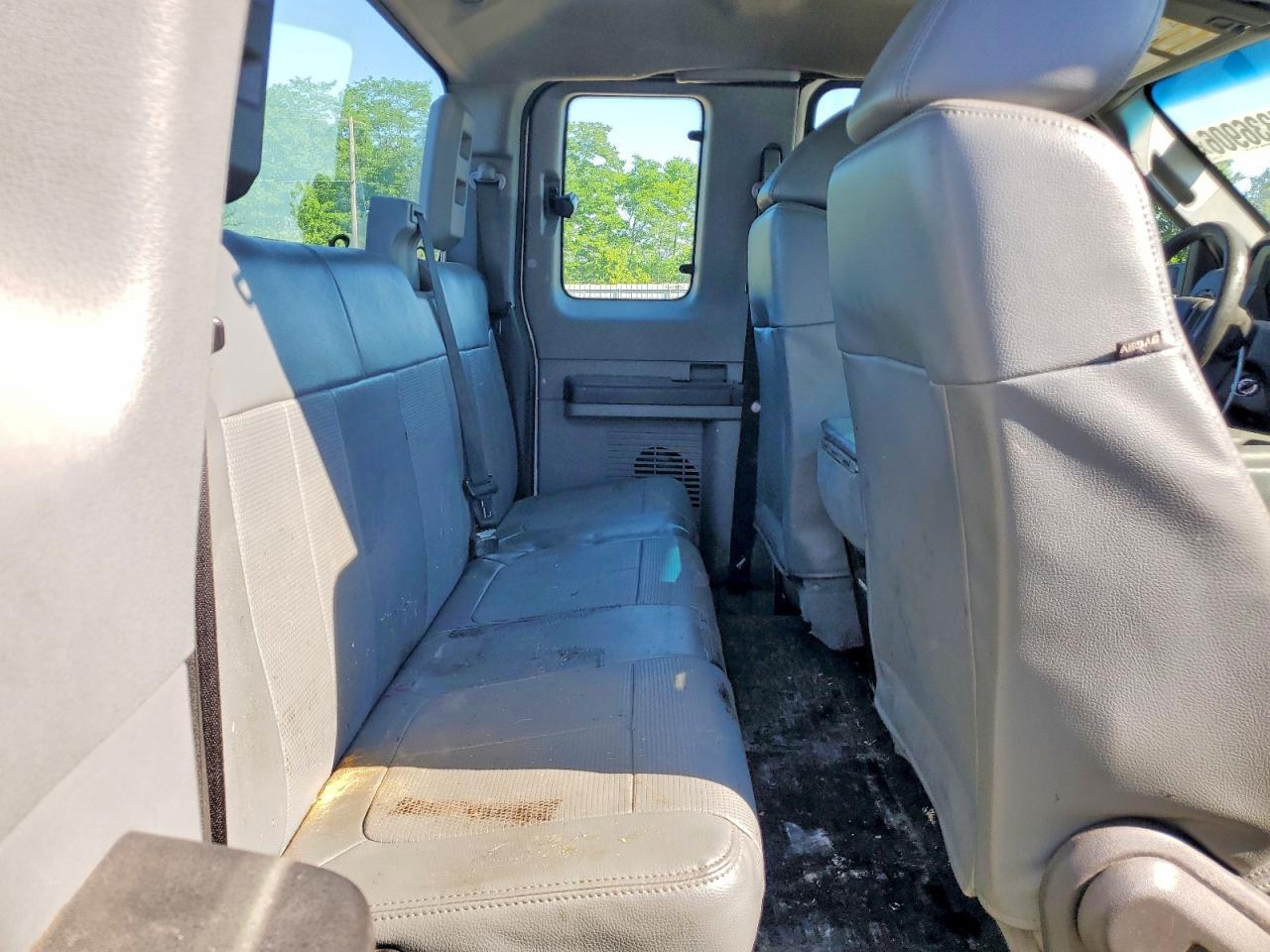 2015 FORD F-250 — фото 10