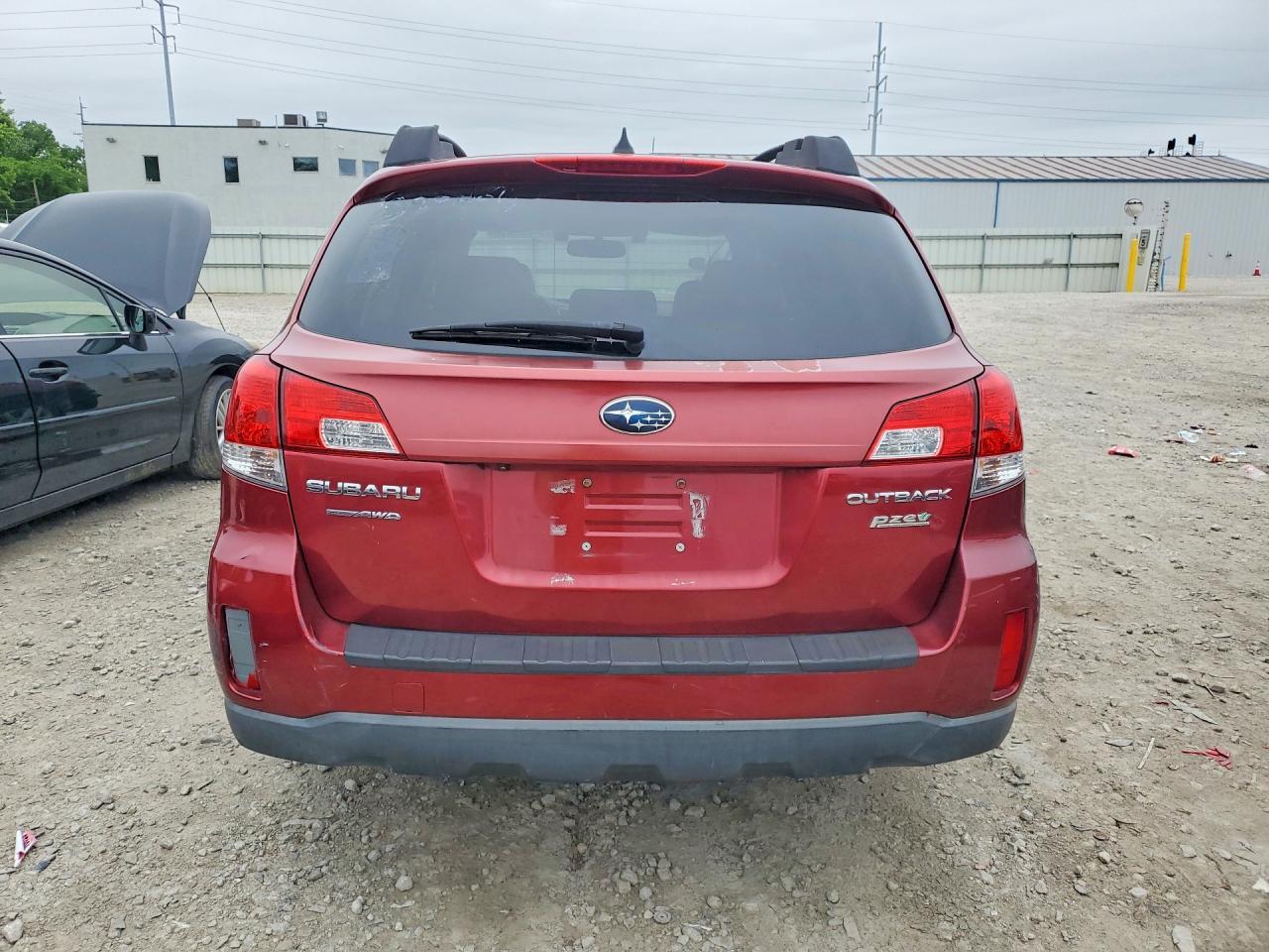 SUBARU OUTBACK