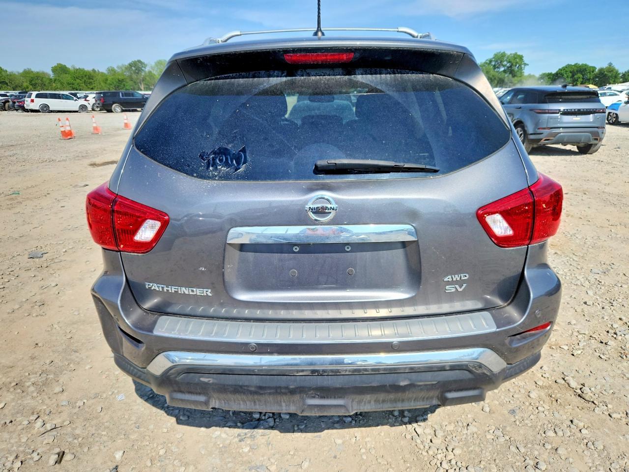NISSAN PATHFINDER