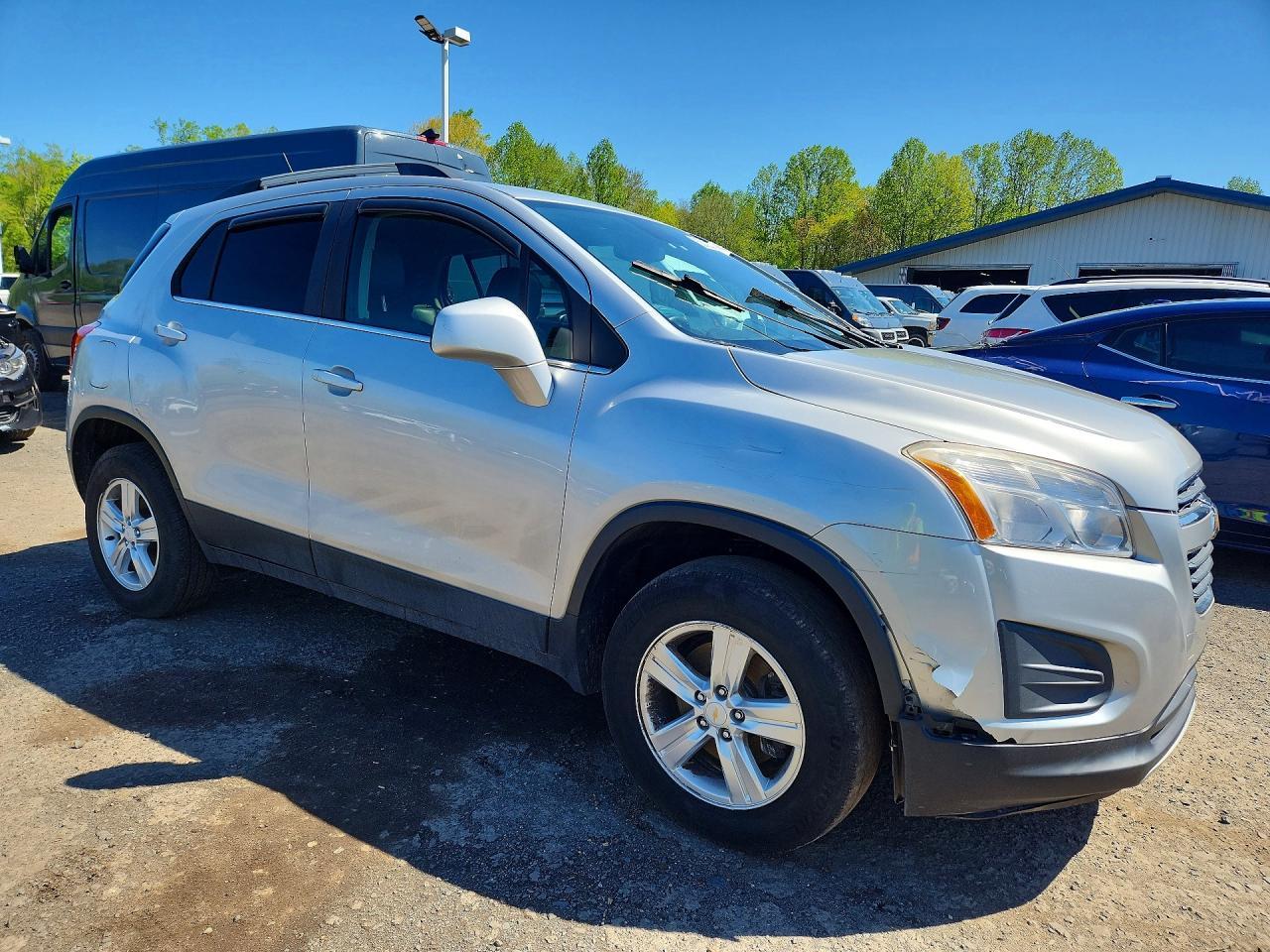 CHEVROLET TRAX