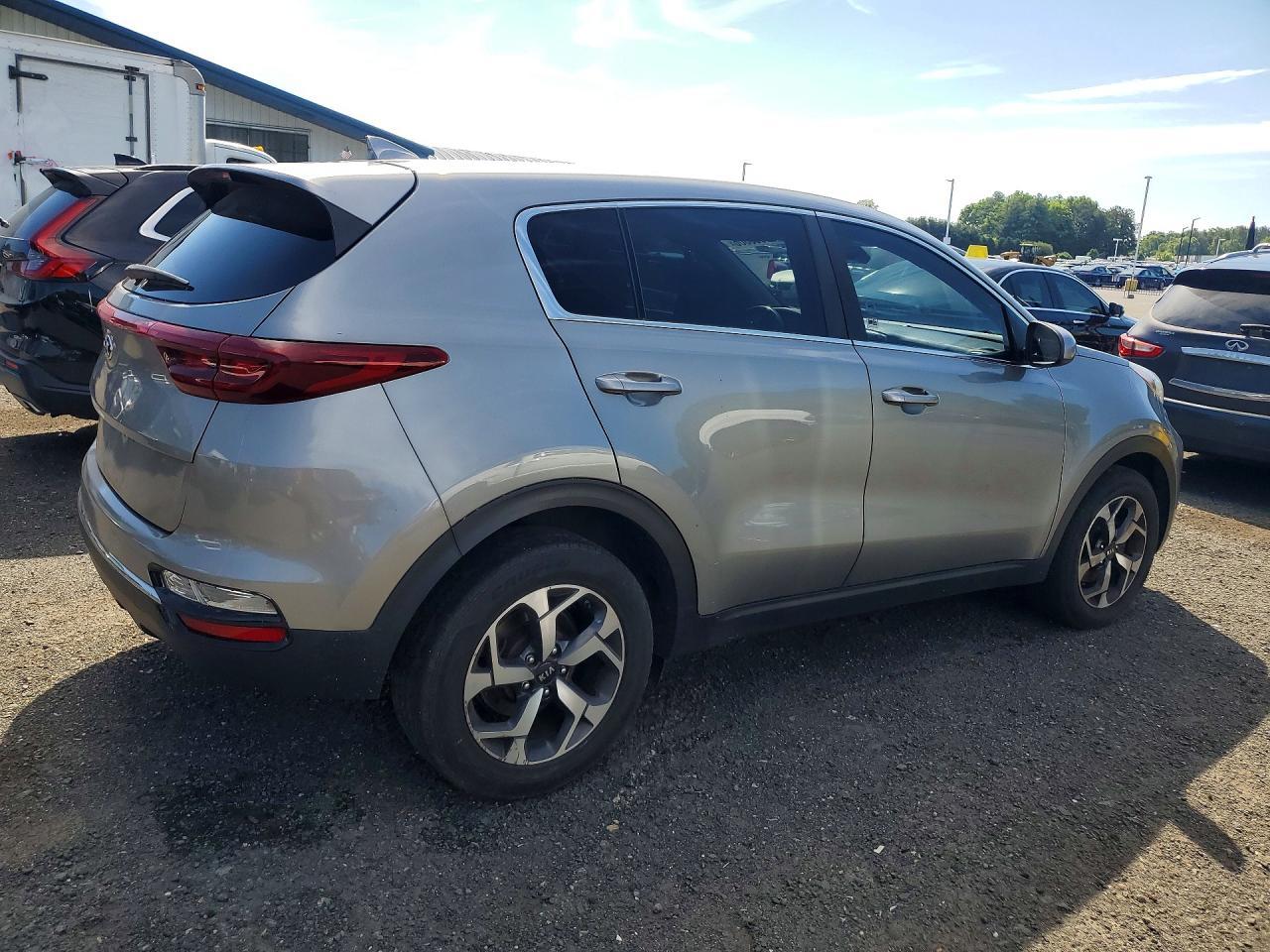 2020 KIA SPORTAGE — фото 3