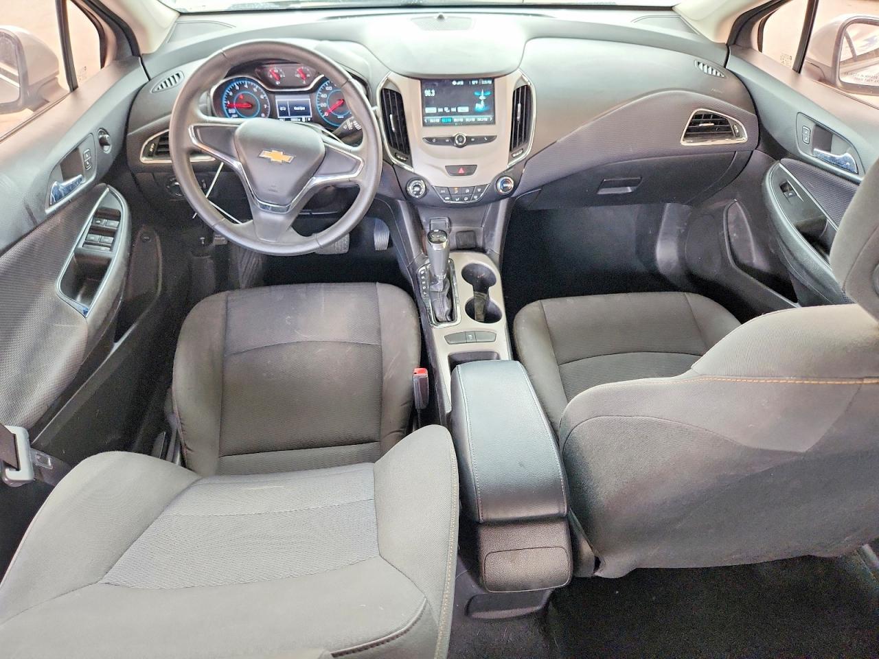 CHEVROLET CRUZE