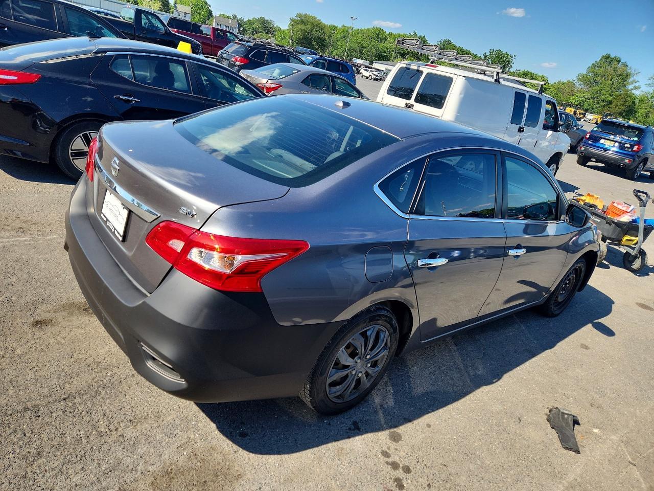 2017 NISSAN SENTRA — фото 3