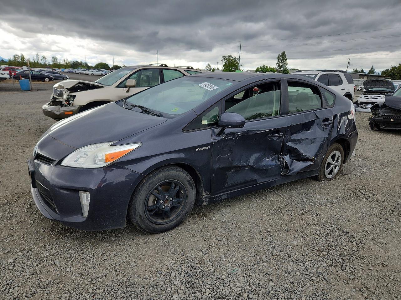2014 TOYOTA PRIUS — фото 1