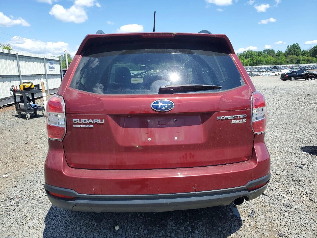 SUBARU FORESTER