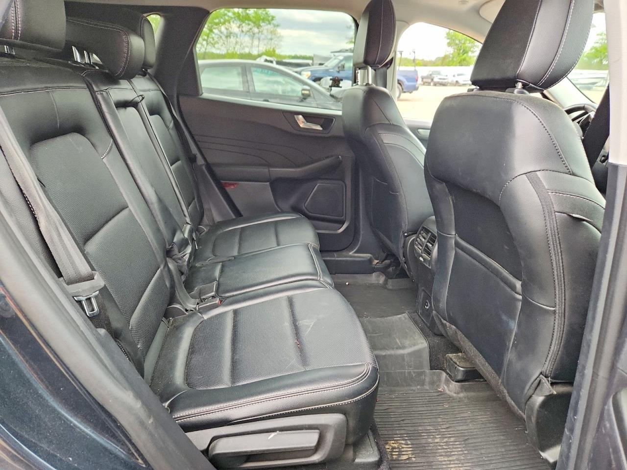 FORD ESCAPE