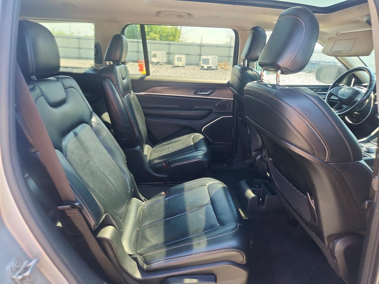 2021 JEEP GRAND CHEROKEE — фото 11