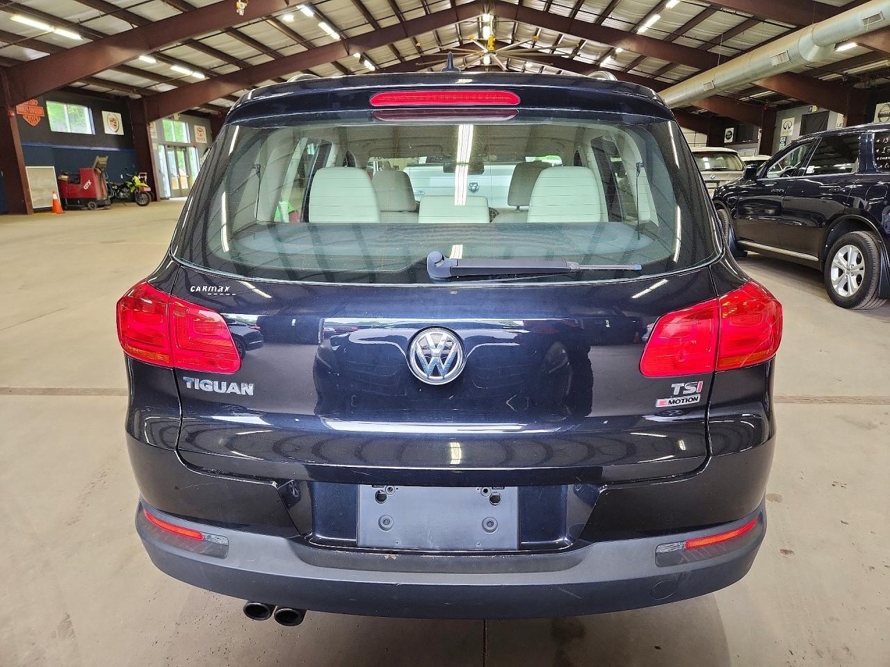 2017 VOLKSWAGEN TIGUAN — фото 6