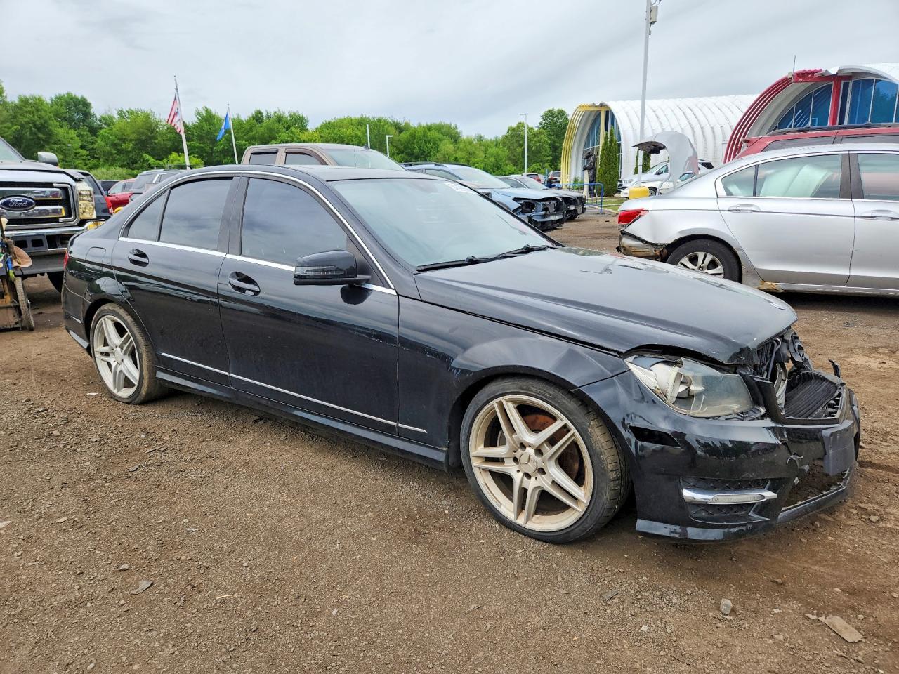 2012 MERCEDES-BENZ C-CLASS — фото 4