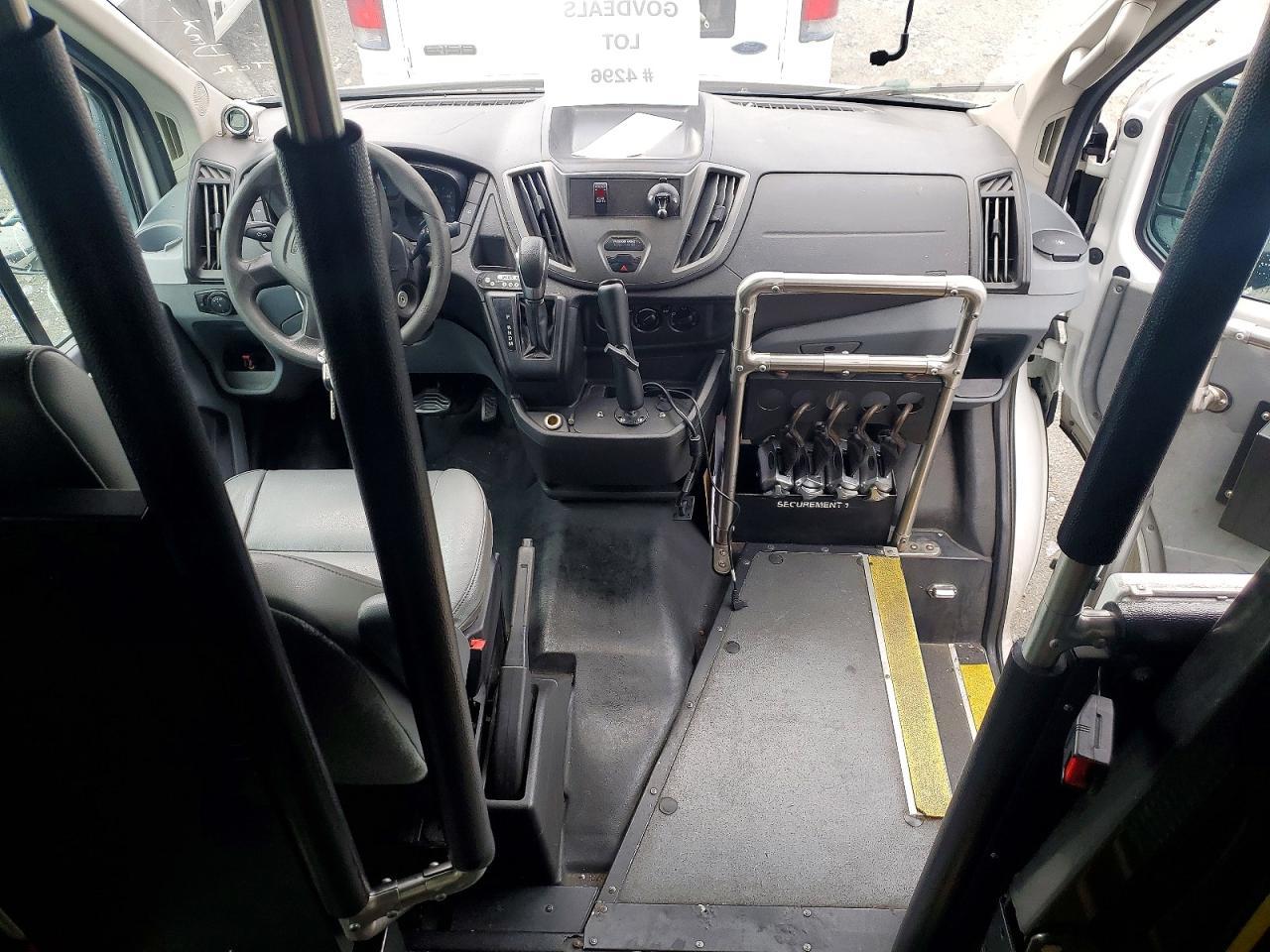 FORD TRANSIT