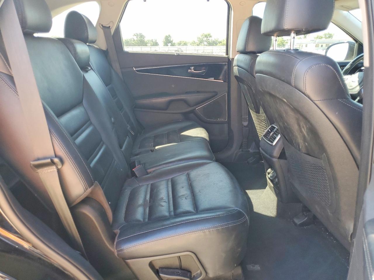2019 KIA SORENTO — фото 11