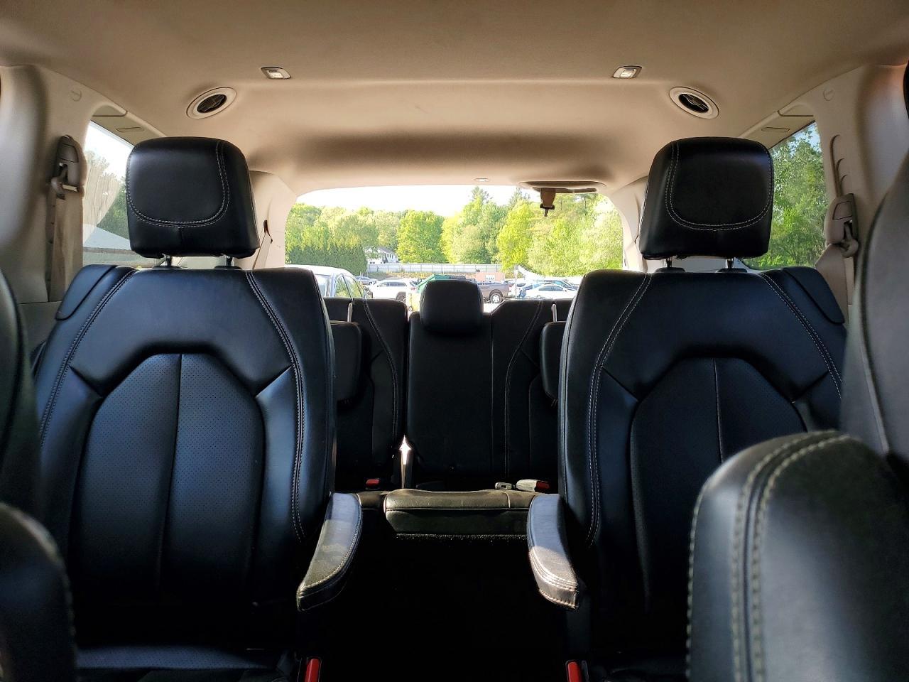 2020 CHRYSLER VOYAGER — фото 10