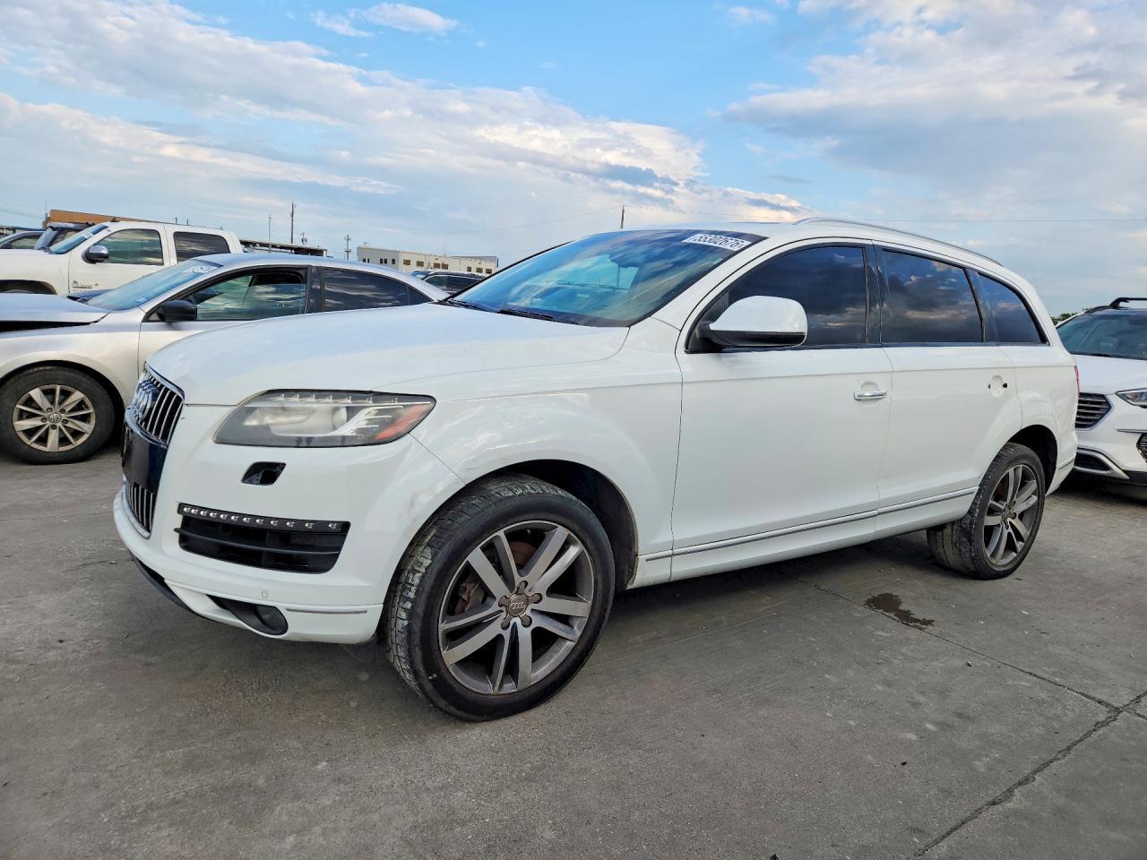 2015 AUDI Q7 — фото 1