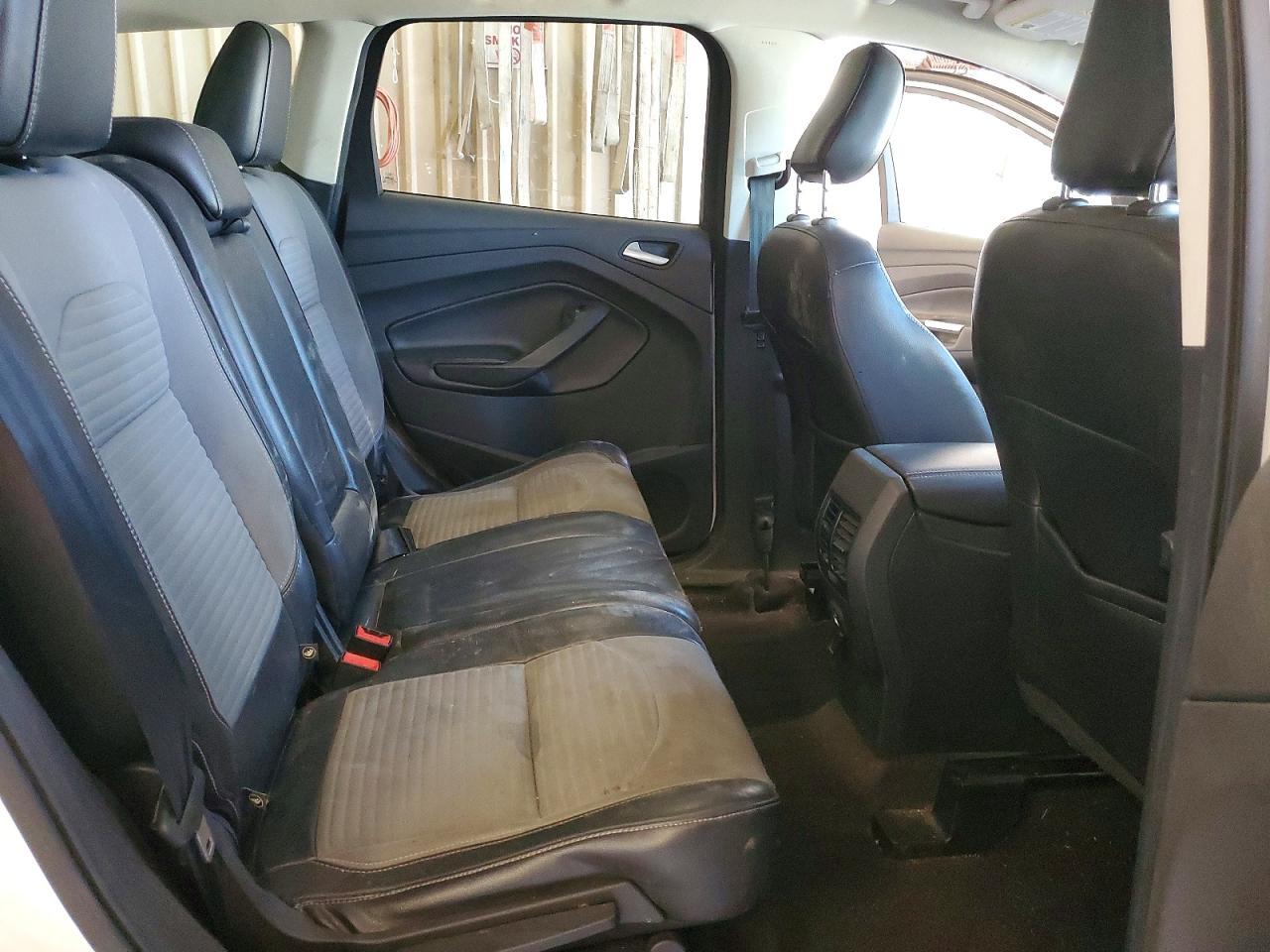FORD ESCAPE