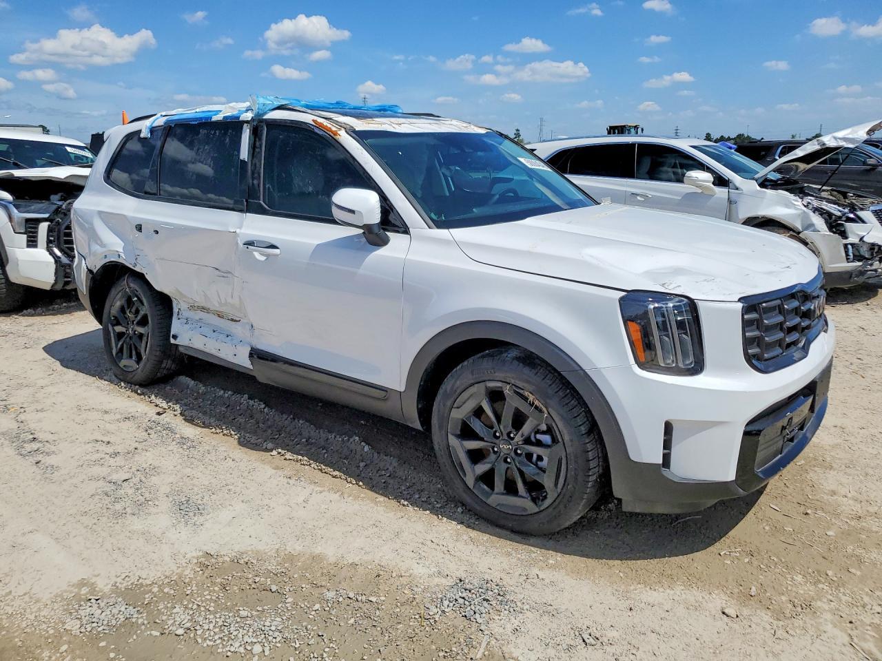 KIA TELLURIDE