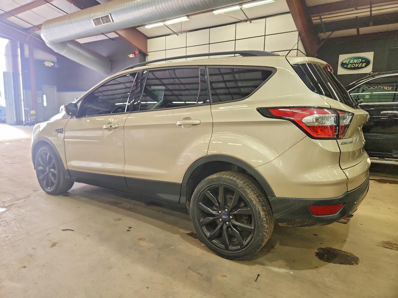 2017 FORD ESCAPE — фото 2