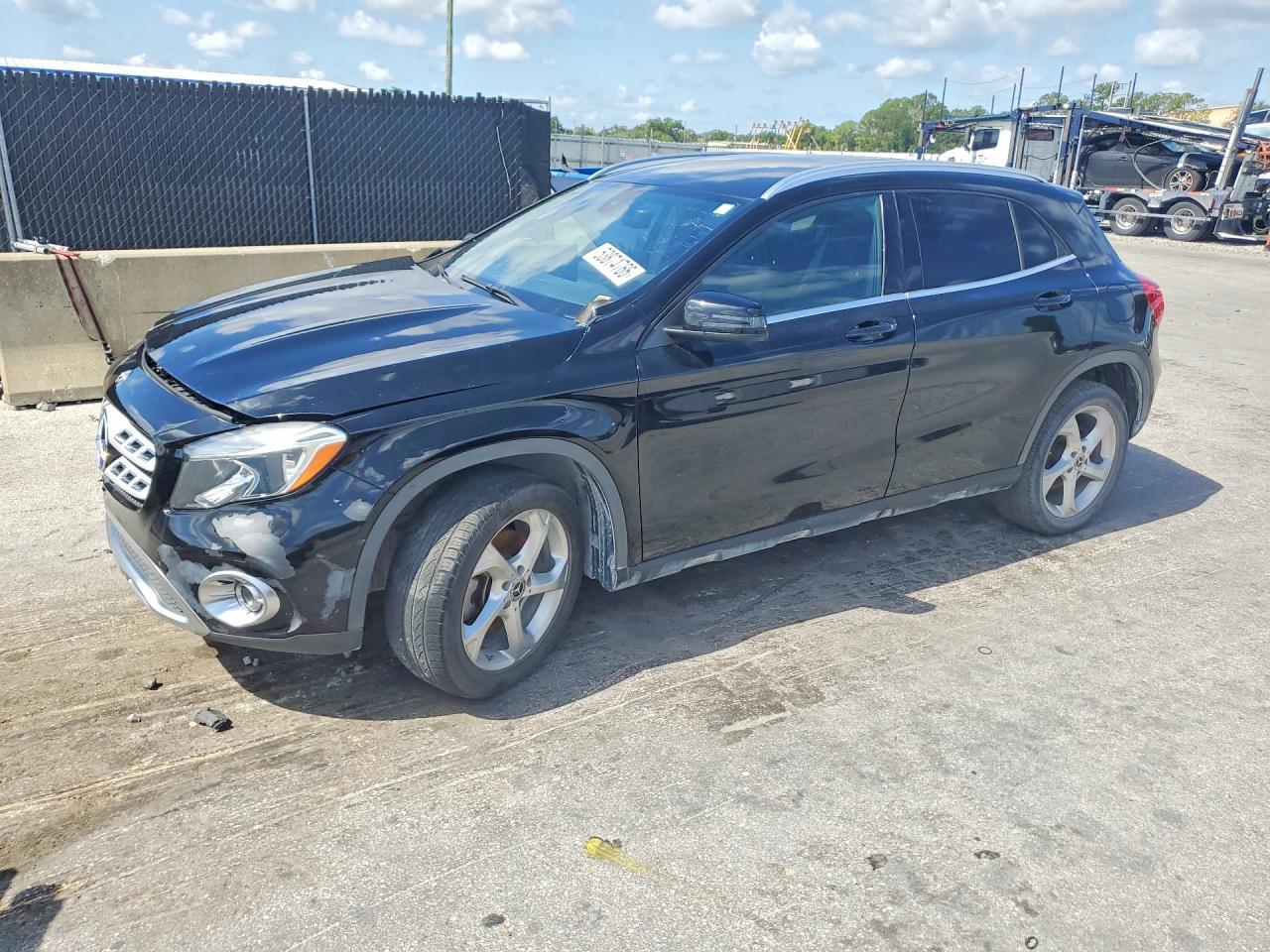 MERCEDES-BENZ GLA-CLASS