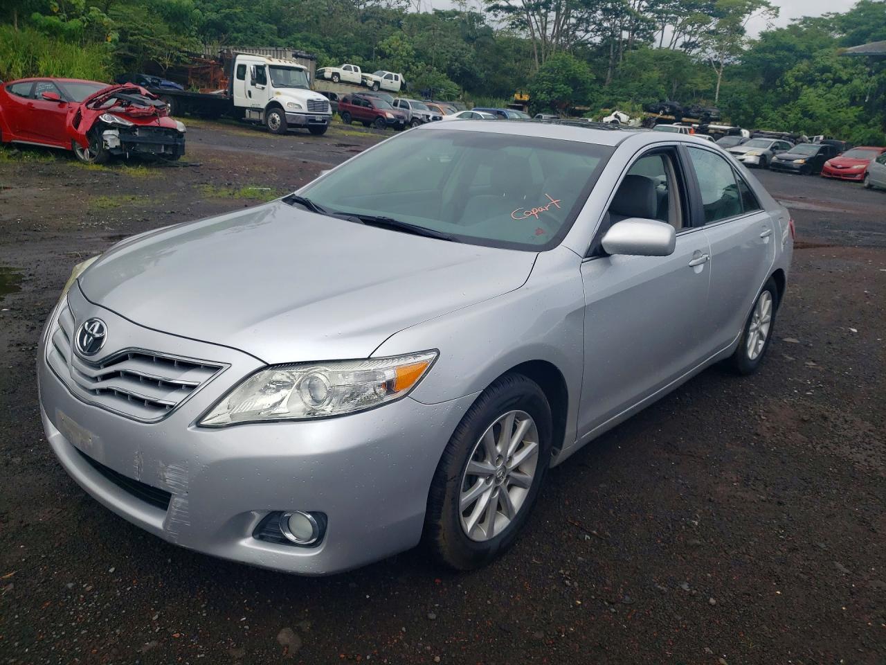 TOYOTA CAMRY
