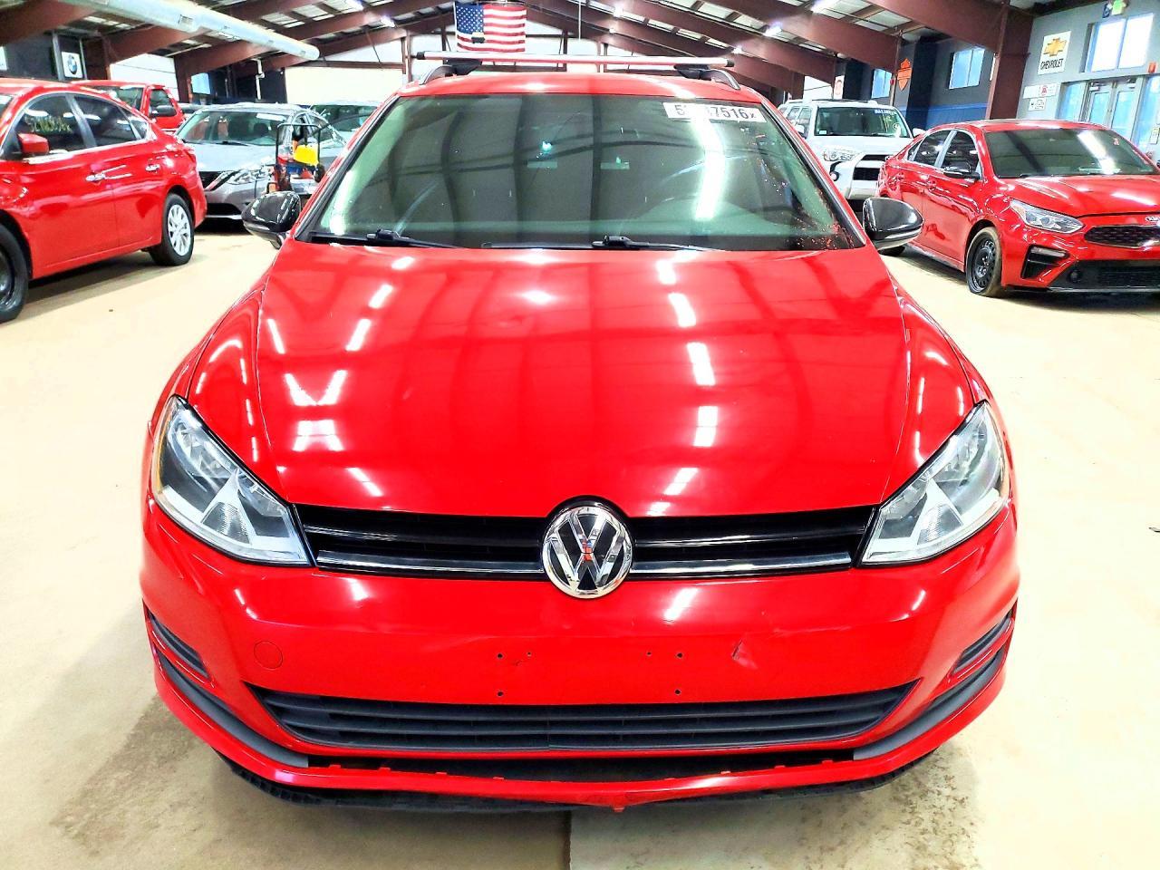 VOLKSWAGEN GOLF SPORTSVAN
