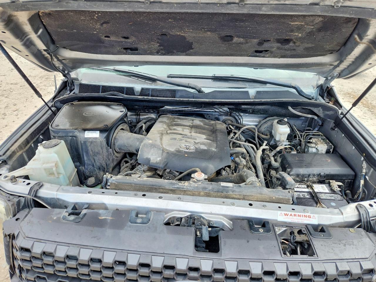 TOYOTA TUNDRA