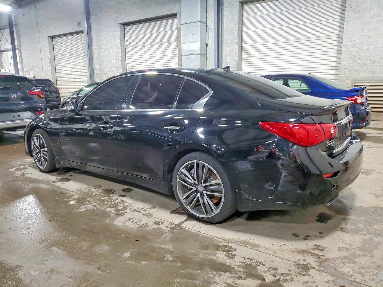 2015 INFINITI Q50 — фото 2