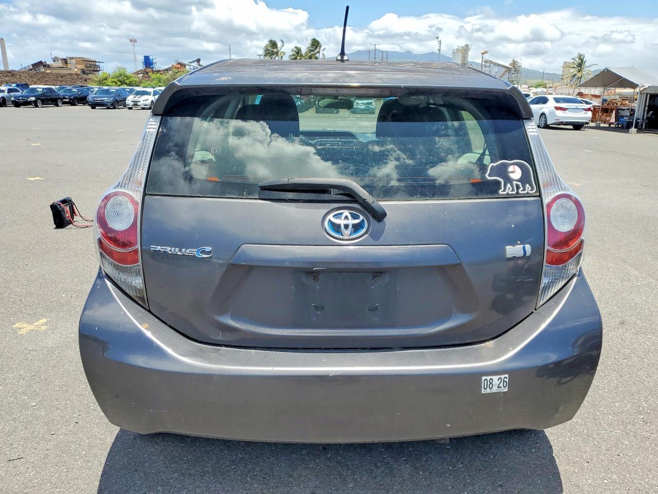 TOYOTA PRIUS C