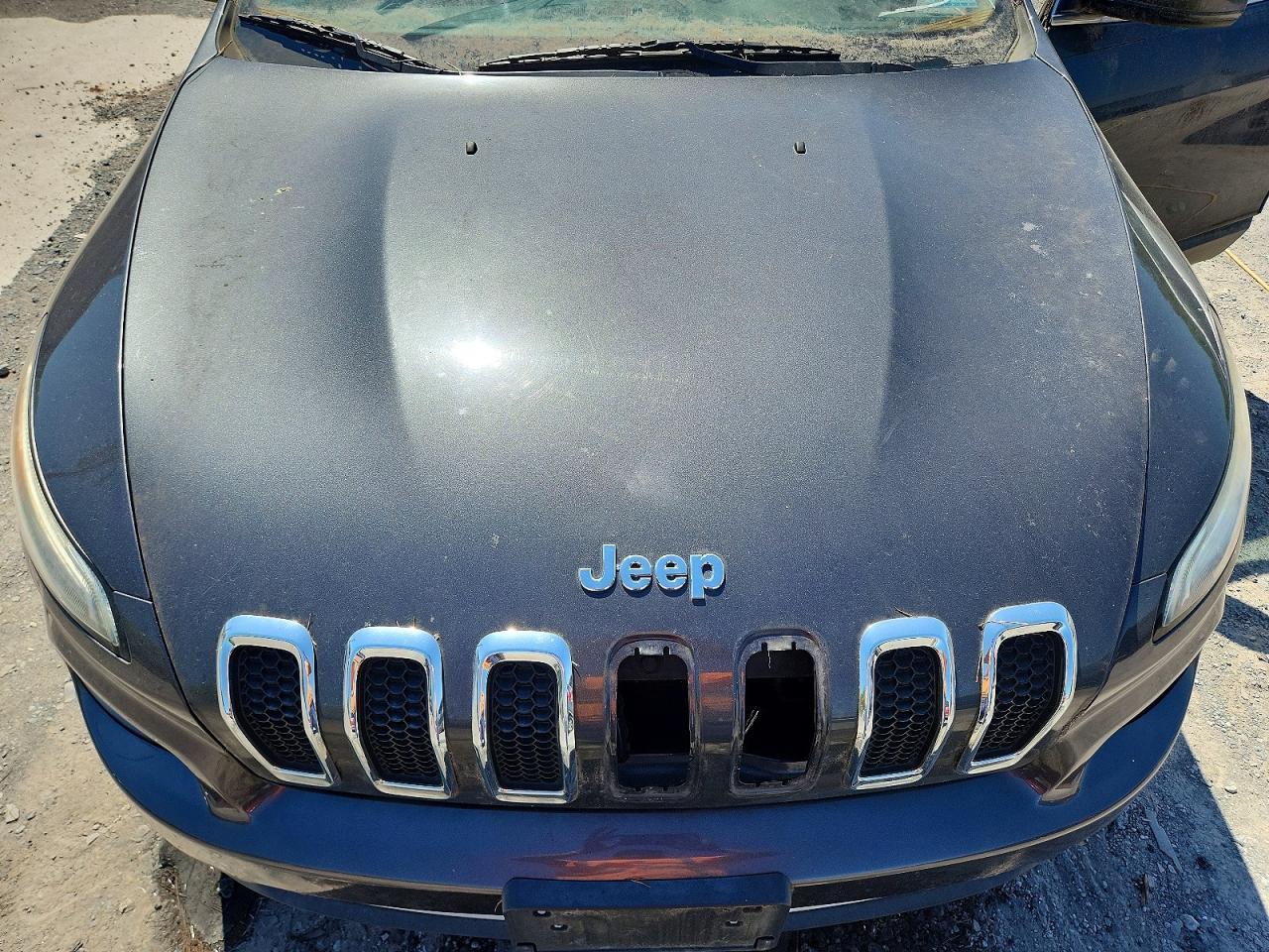 JEEP CHEROKEE