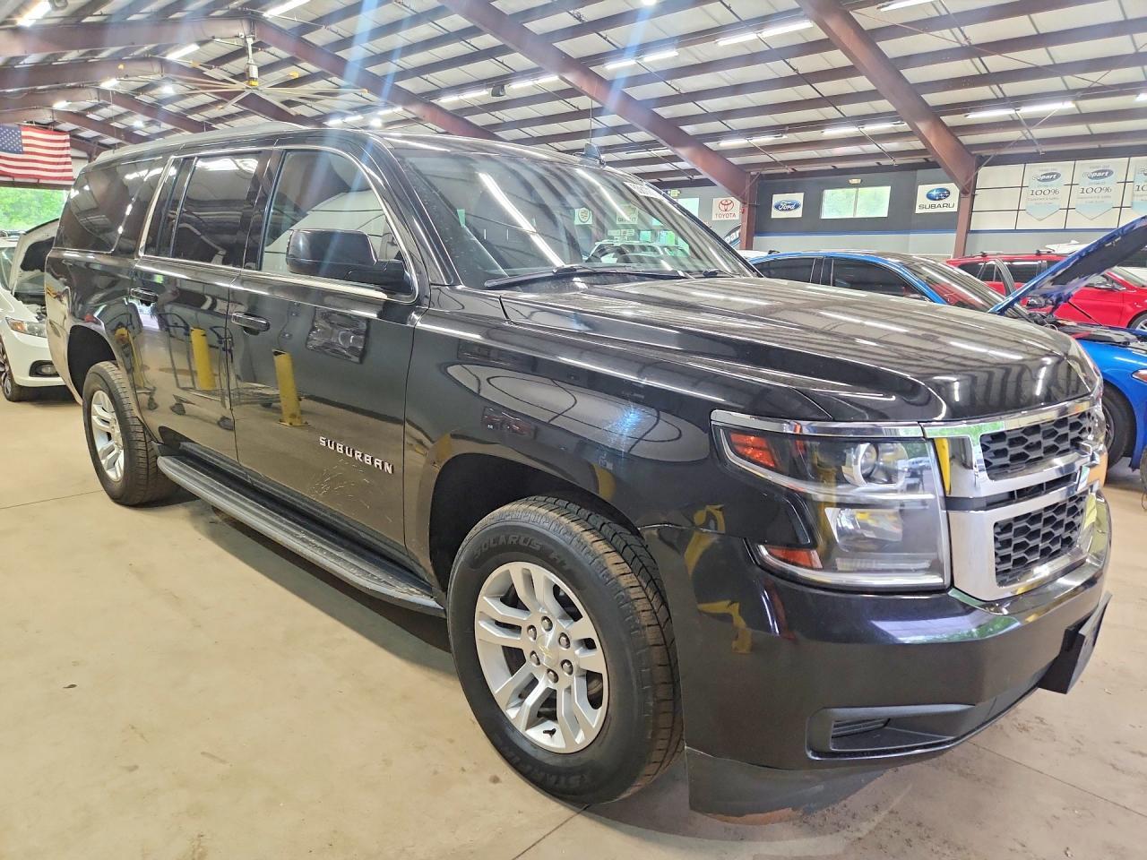 CHEVROLET SUBURBAN