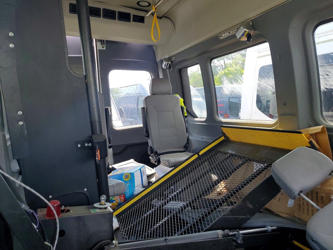 FORD TRANSIT