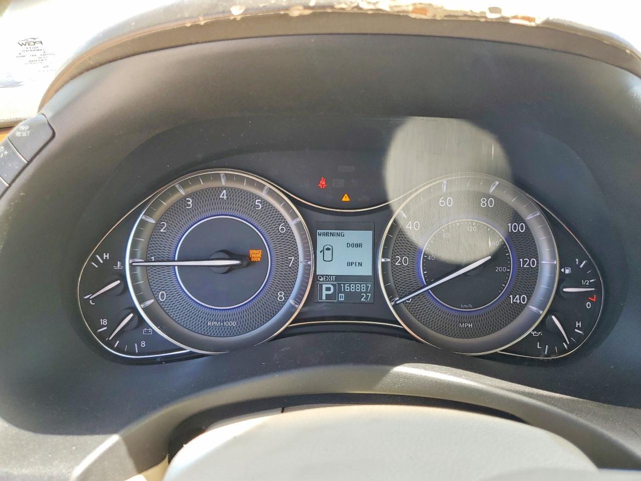 INFINITI QX56