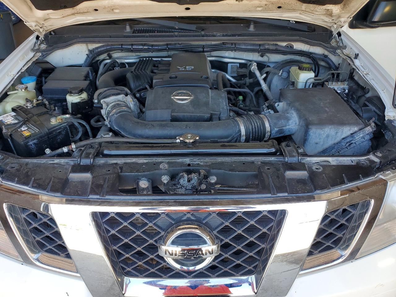 NISSAN FRONTIER
