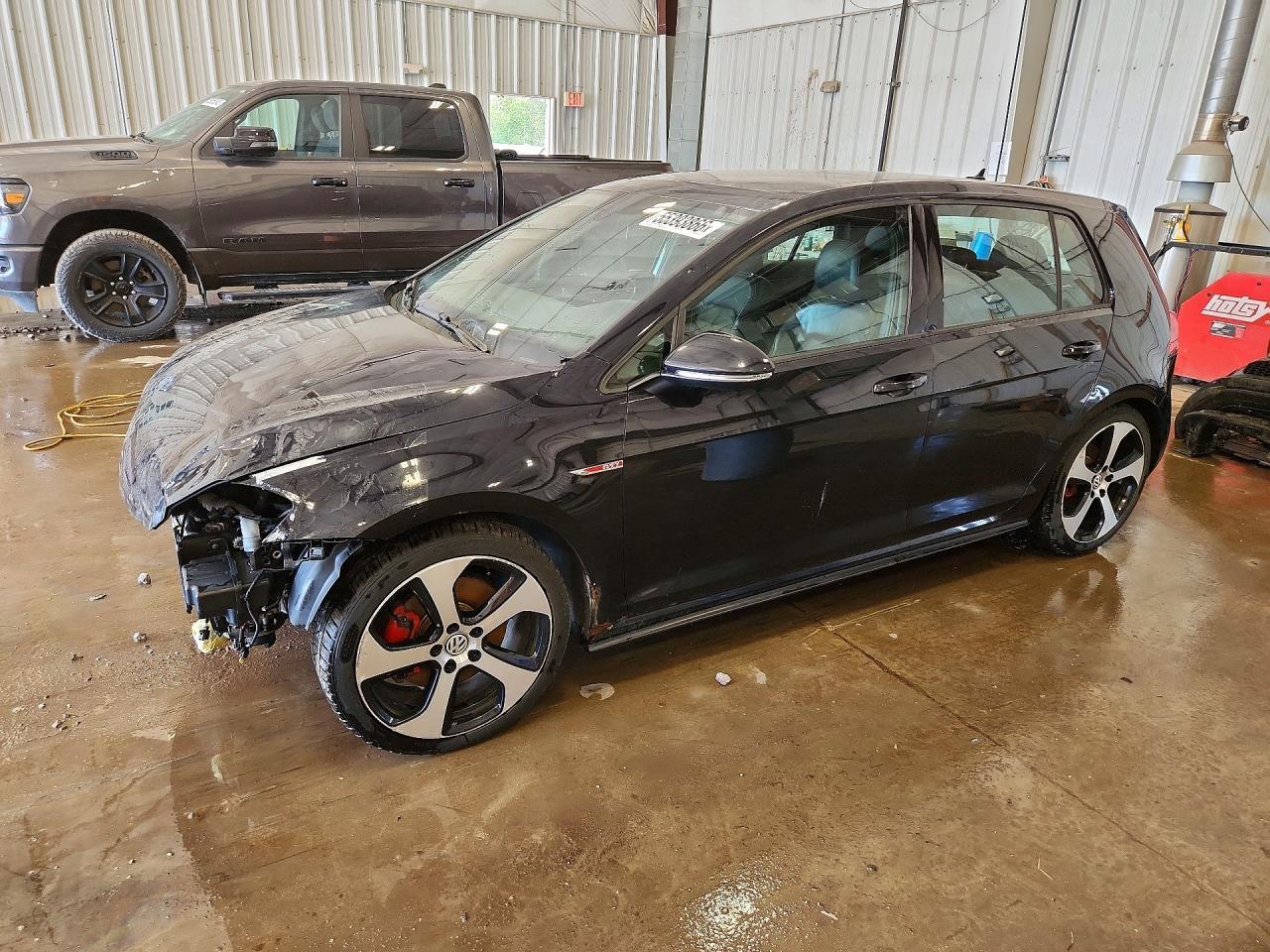 2015 VOLKSWAGEN GOLF GTI — фото 1