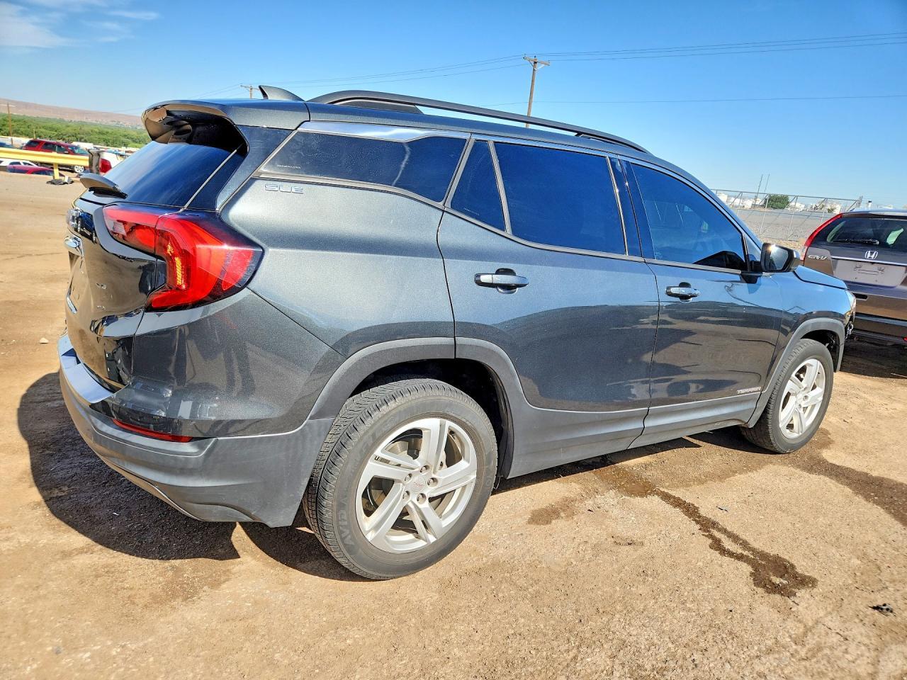 2018 GMC TERRAIN — фото 3