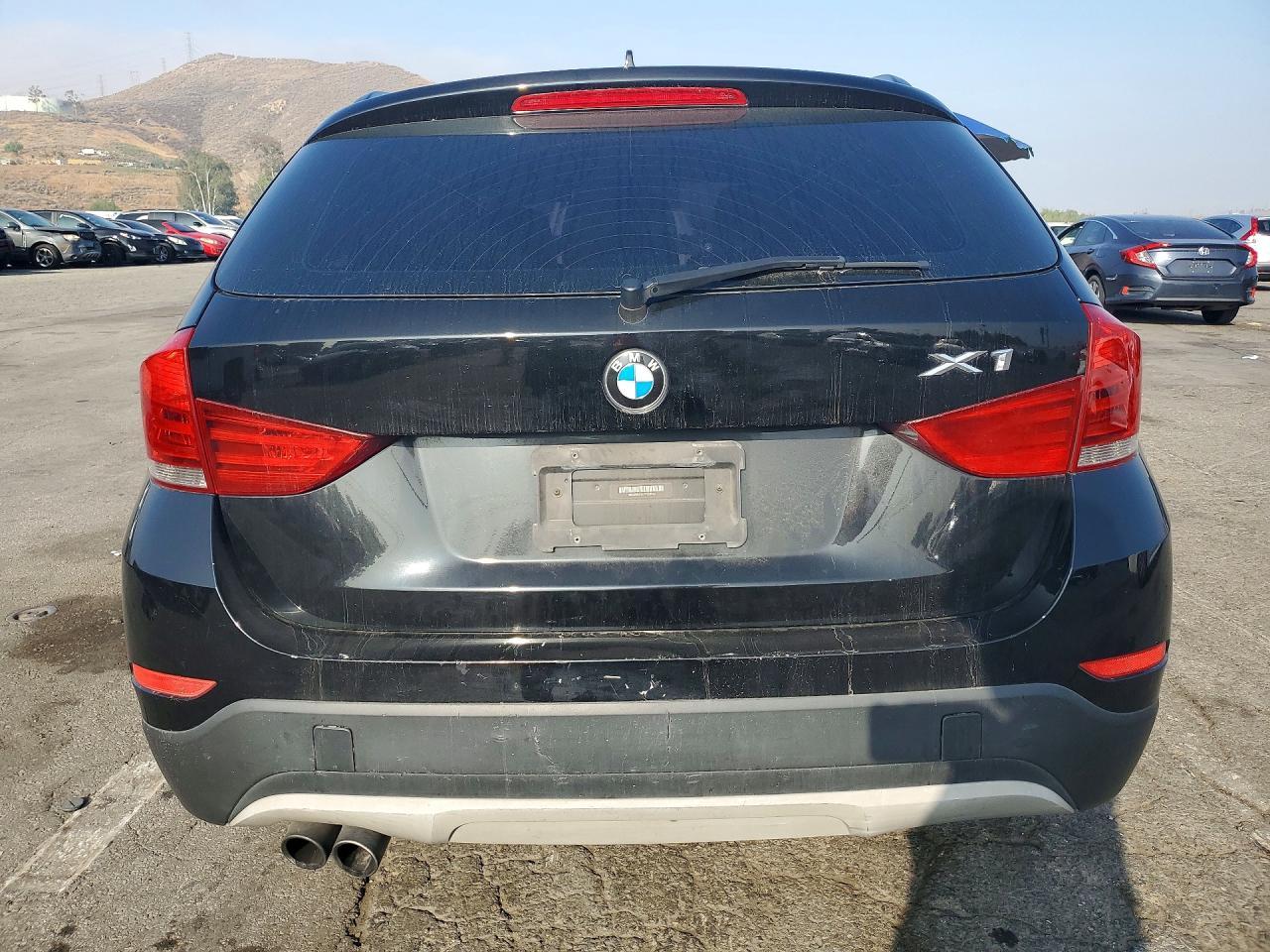 2015 BMW X1 — фото 6
