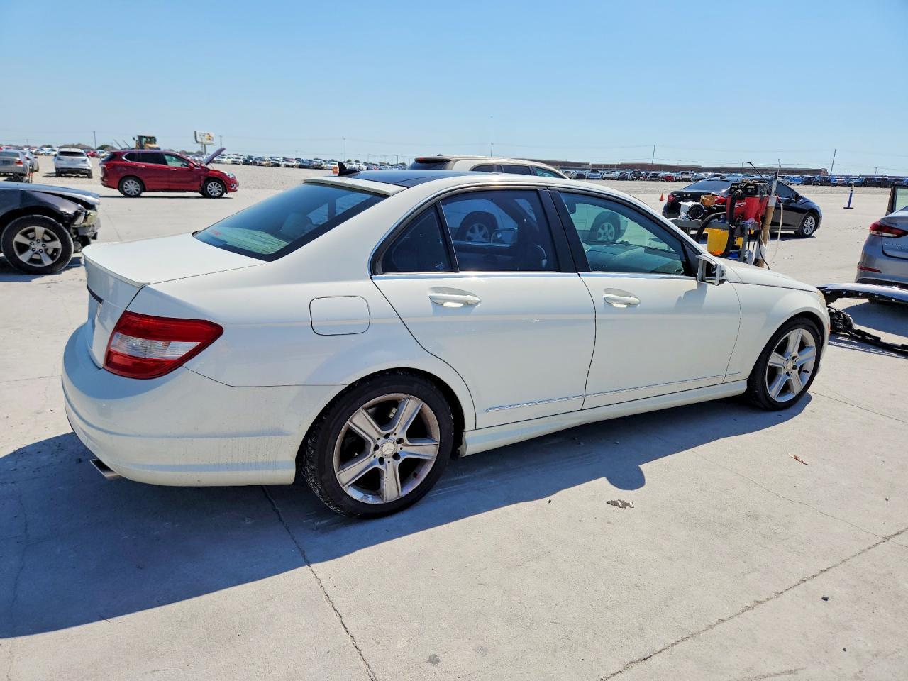 MERCEDES-BENZ C-CLASS