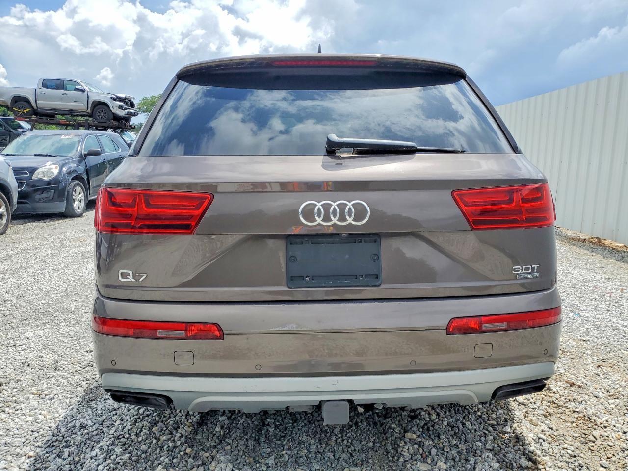 2017 AUDI Q7 — фото 6