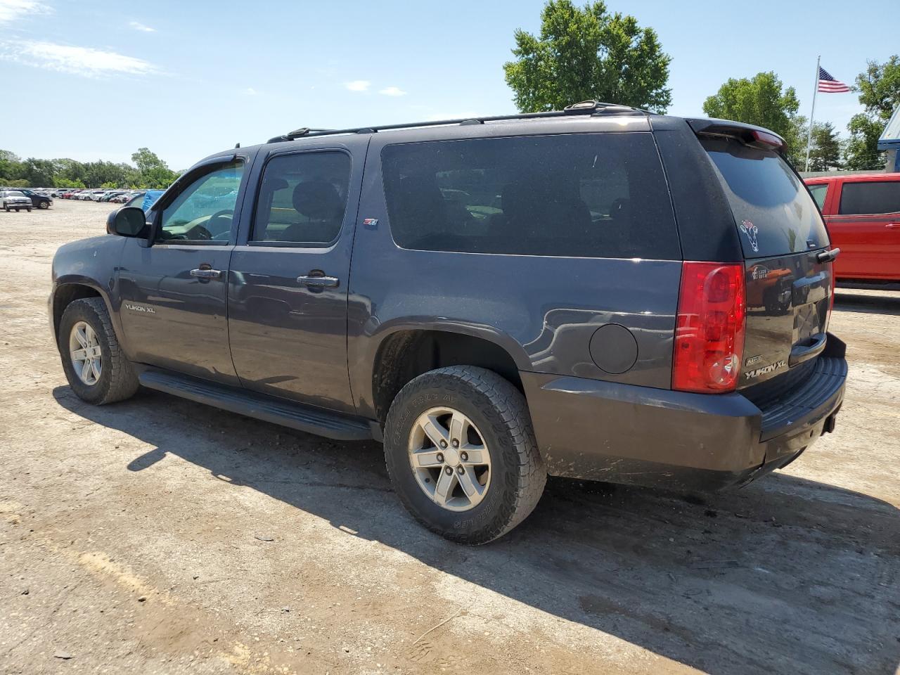 GMC YUKON