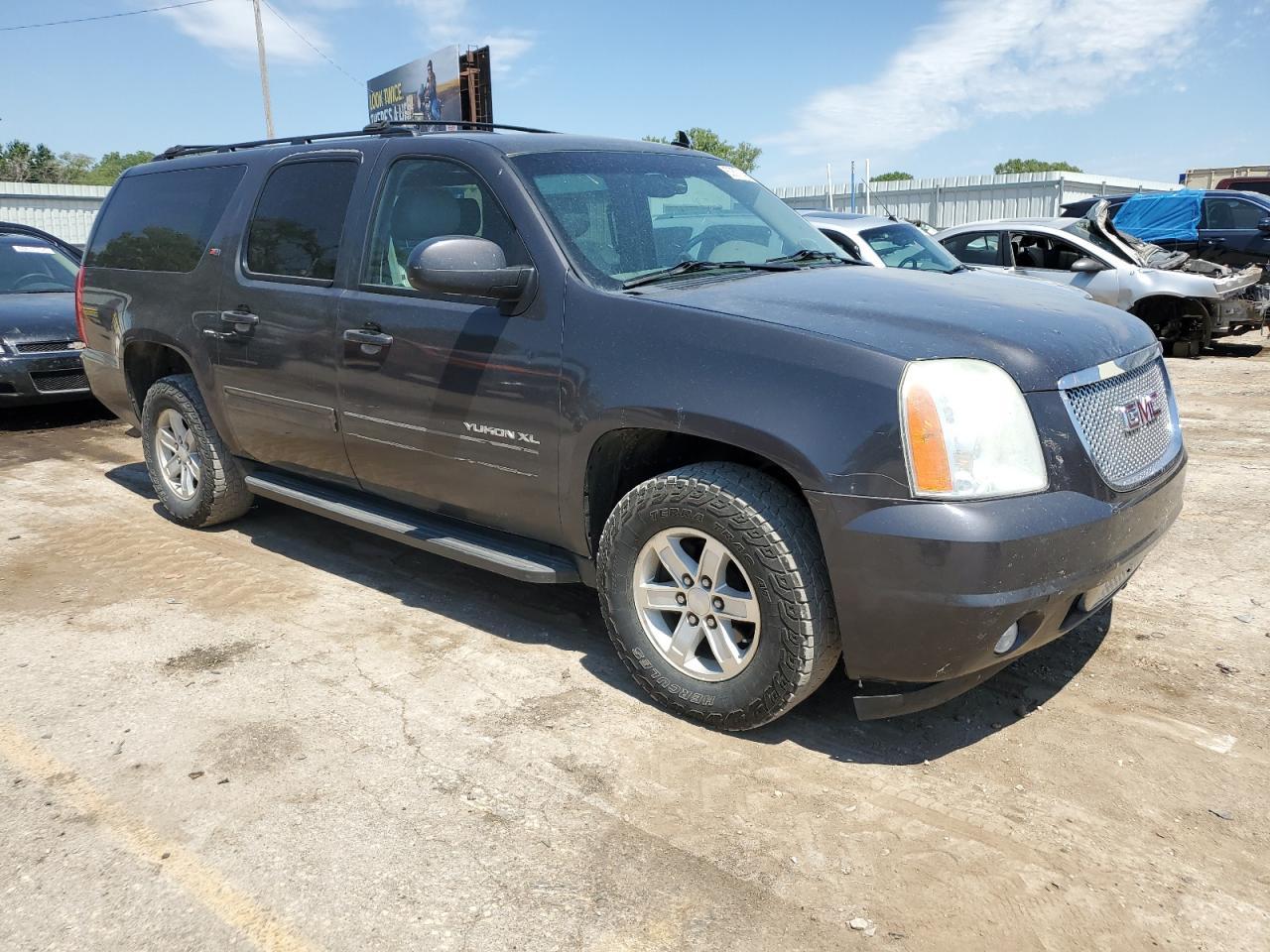 GMC YUKON
