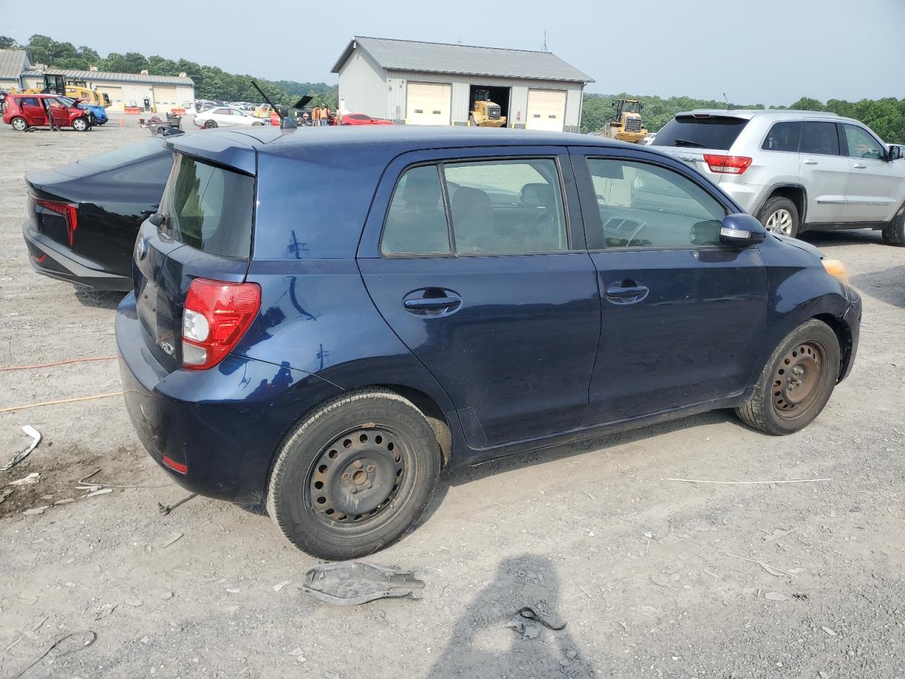 2012 SCION XD — фото 3