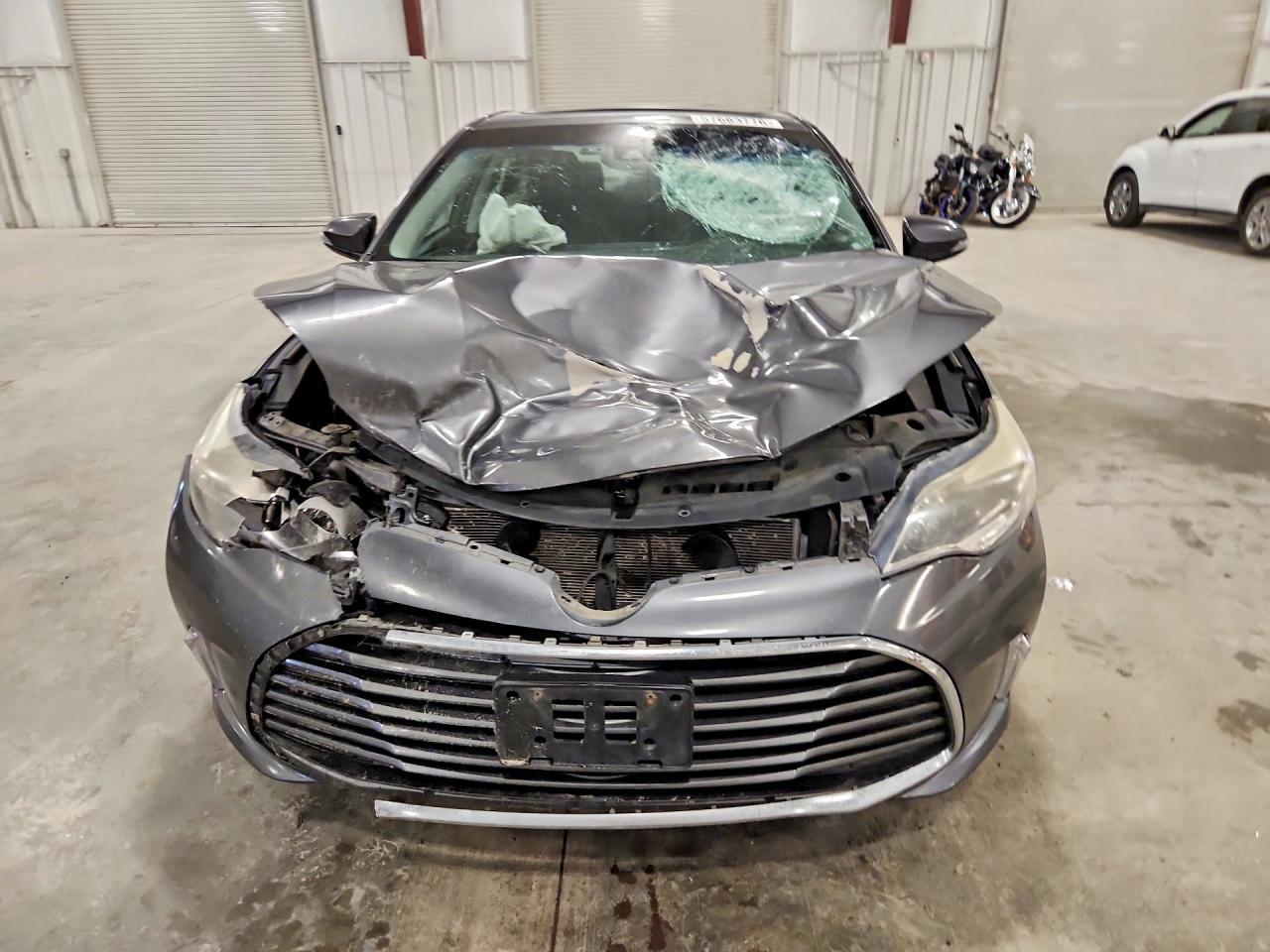 2017 TOYOTA AVALON — фото 5