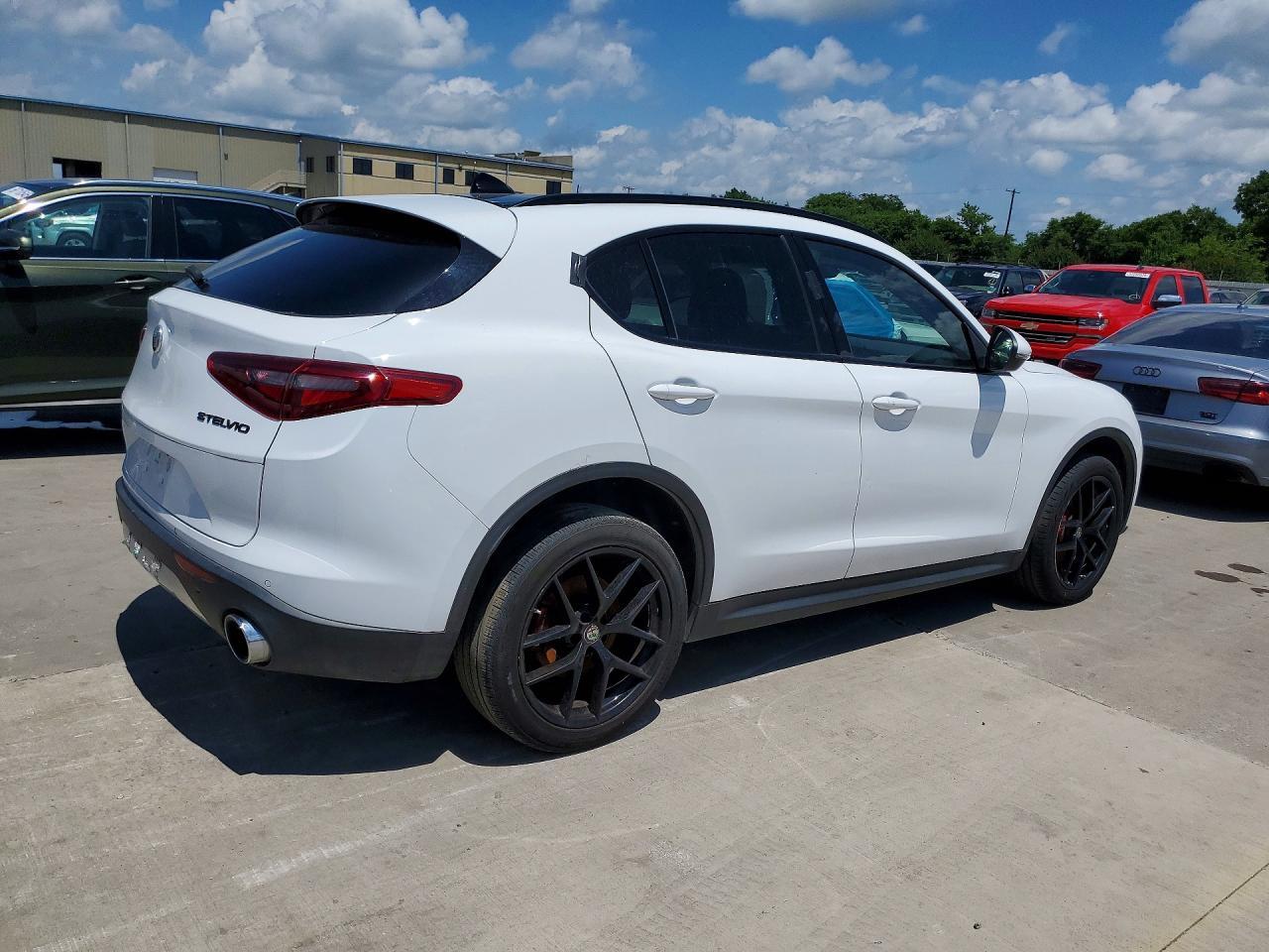 2019 ALFA ROMEO STELVIO — фото 3