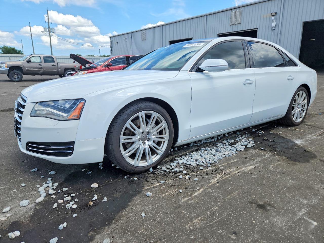 2014 AUDI A8 — фото 1