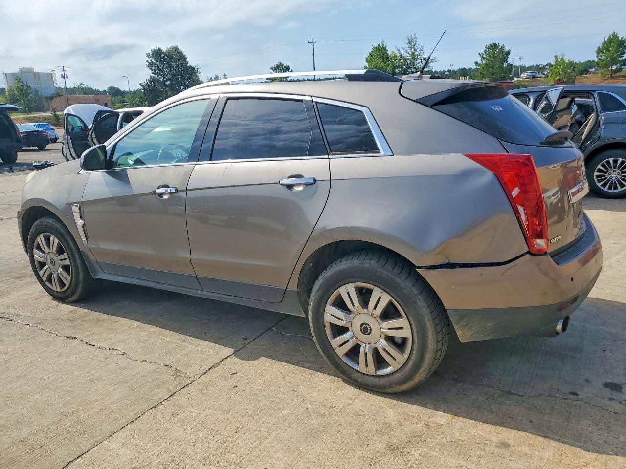 CADILLAC SRX