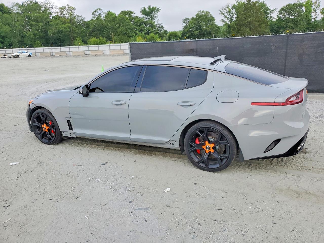2019 KIA STINGER — фото 2