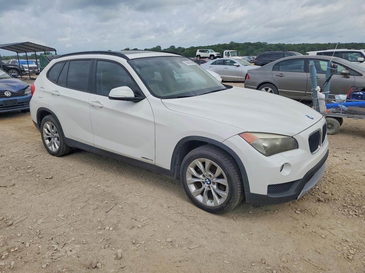 2014 BMW X1 — фото 4