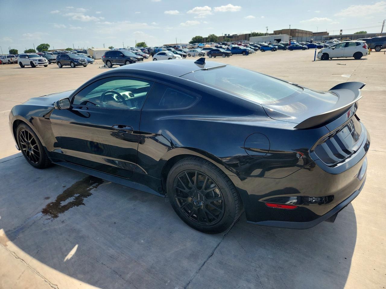 2020 FORD MUSTANG — фото 2