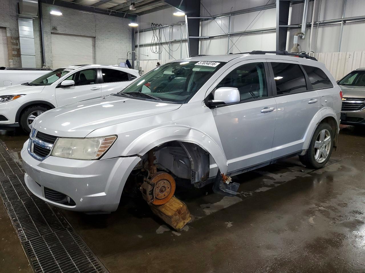 2010 DODGE JOURNEY — фото 1